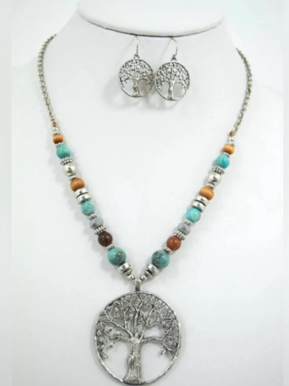 Brand New - Rain Jewelry - Tree Of Life Pendant with Beaded Necklace & Earrings